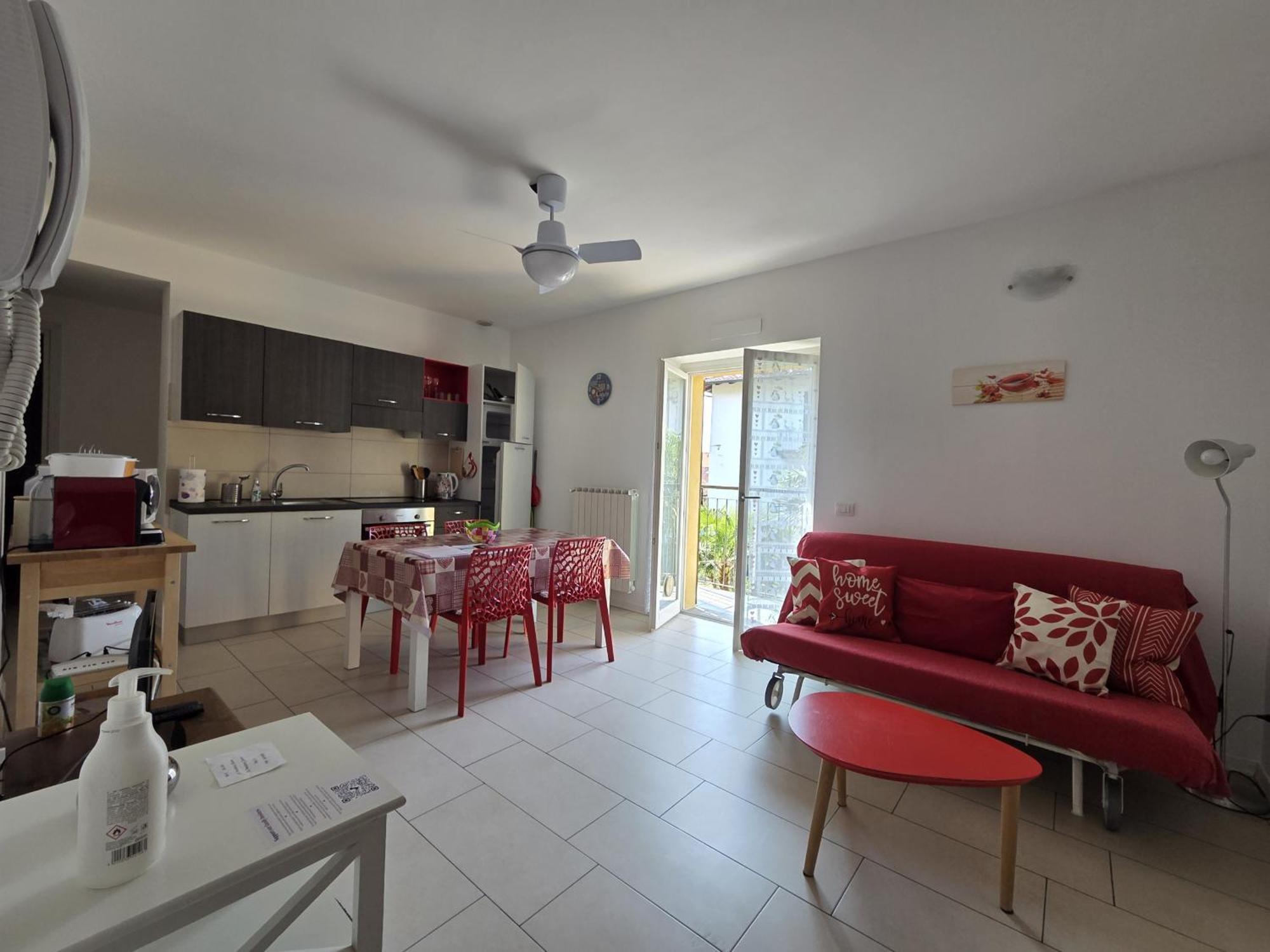 Red Apartment - Residenza Silvana Verbania Kültér fotó